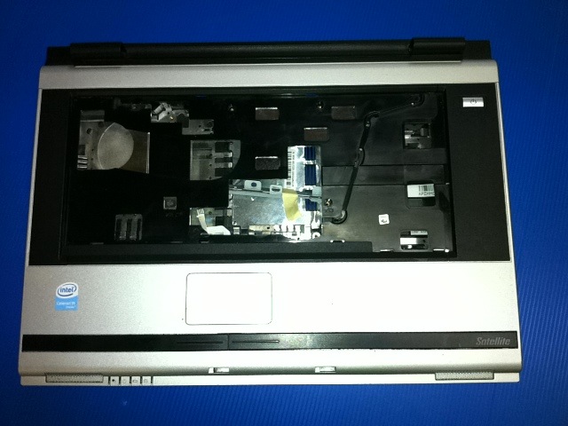 Plasturgie de base TOSHIBA Satellite A110